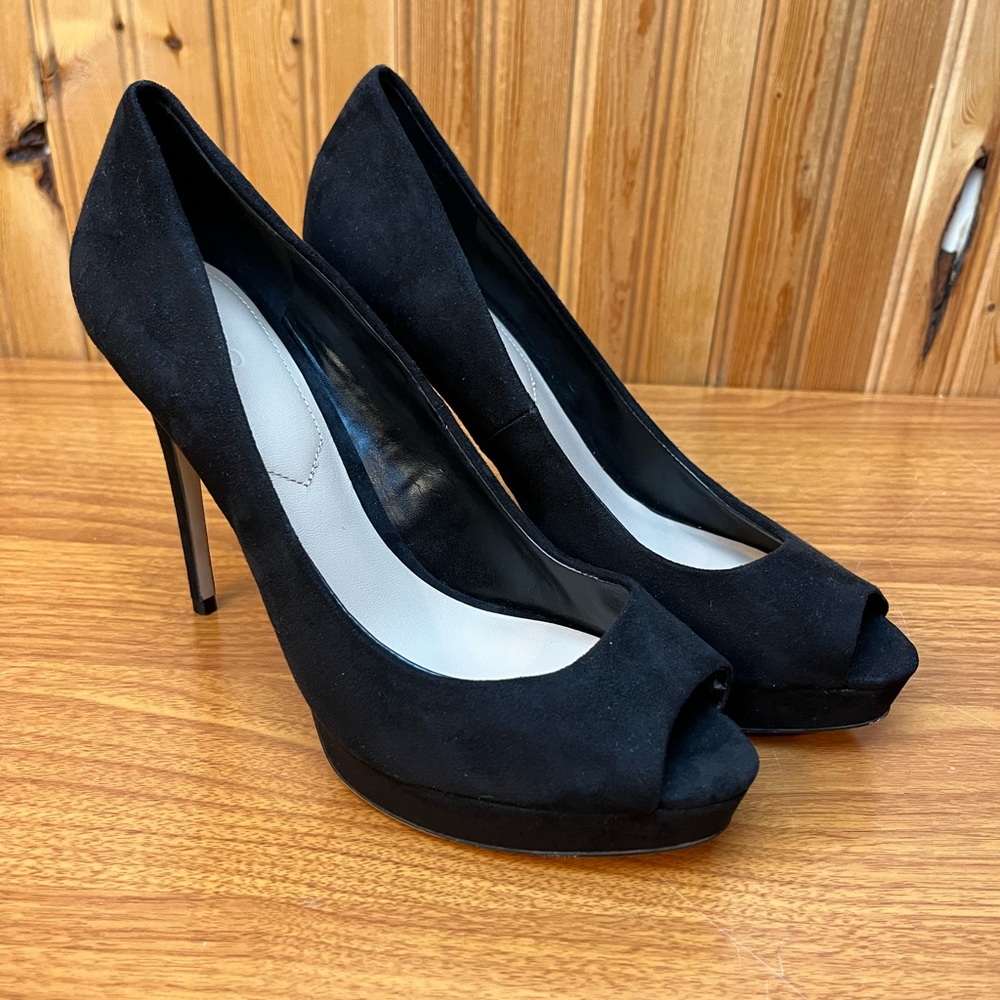 Aldo Peep Toe Stiletto 5" Heels Black Micro Suede Gold Accent Size 8.5 Like New